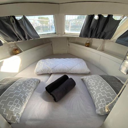 Bateau L'Etoile, Romantique, Apaisant, Ideal Pour Un Couple Уїстреам Екстер'єр фото