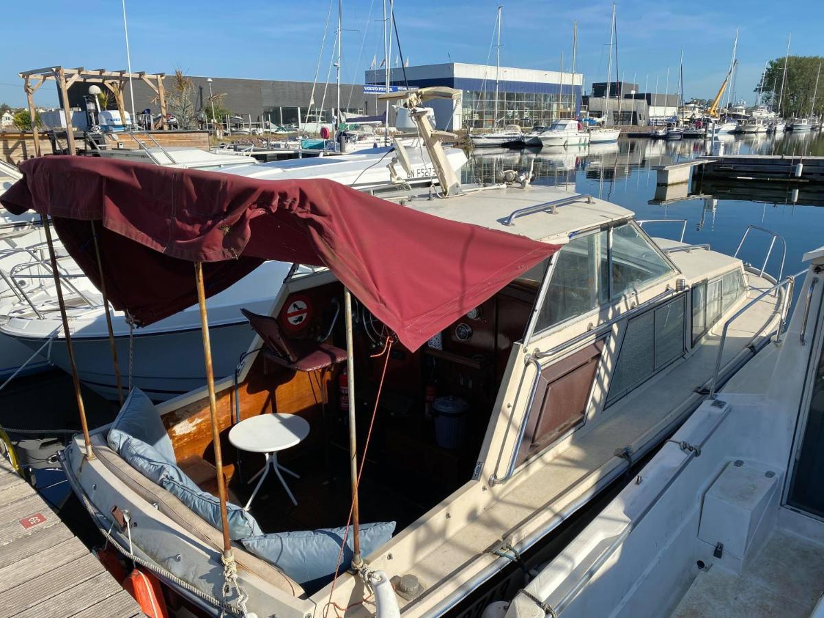 Bateau L'Etoile, Romantique, Apaisant, Ideal Pour Un Couple Уїстреам Екстер'єр фото